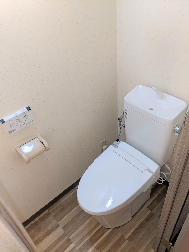 明るい部屋　トイレ･洗面リフォーム 京都府向日市
