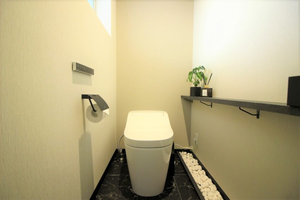 呉服屋さんのトイレをホテルライクにリフォーム　京都市中京区