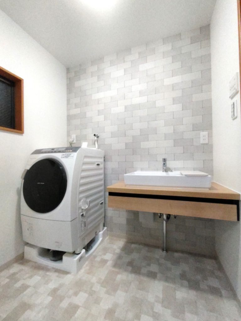 LIXIL商品を採用した洗面所･浴室リフォーム　大阪府守口市