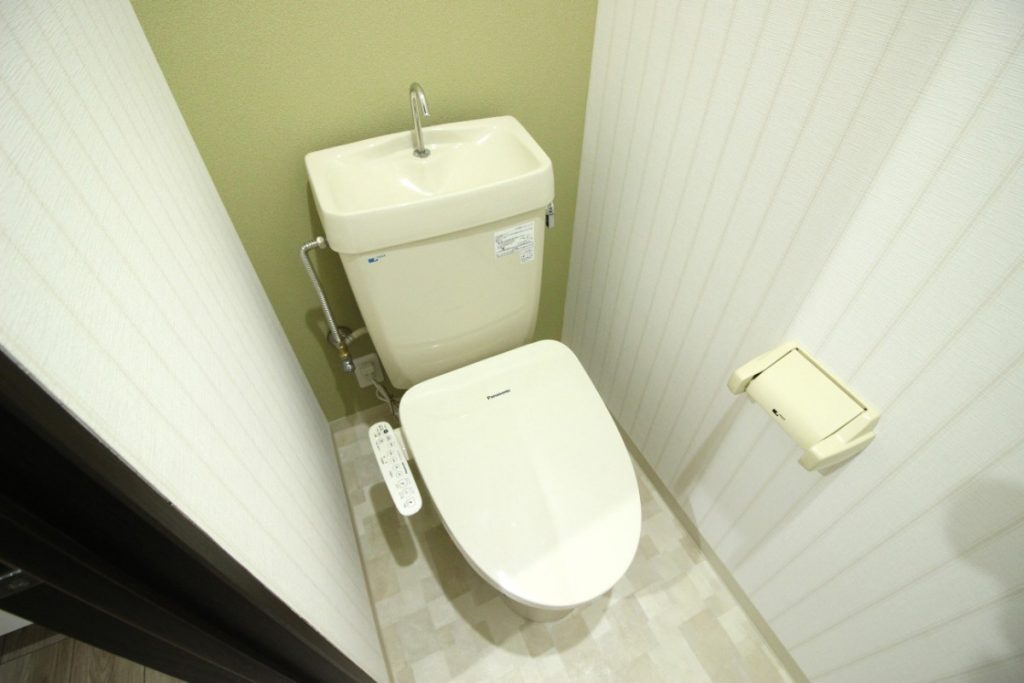 マンション1室トイレリフォーム　京都市伏見区