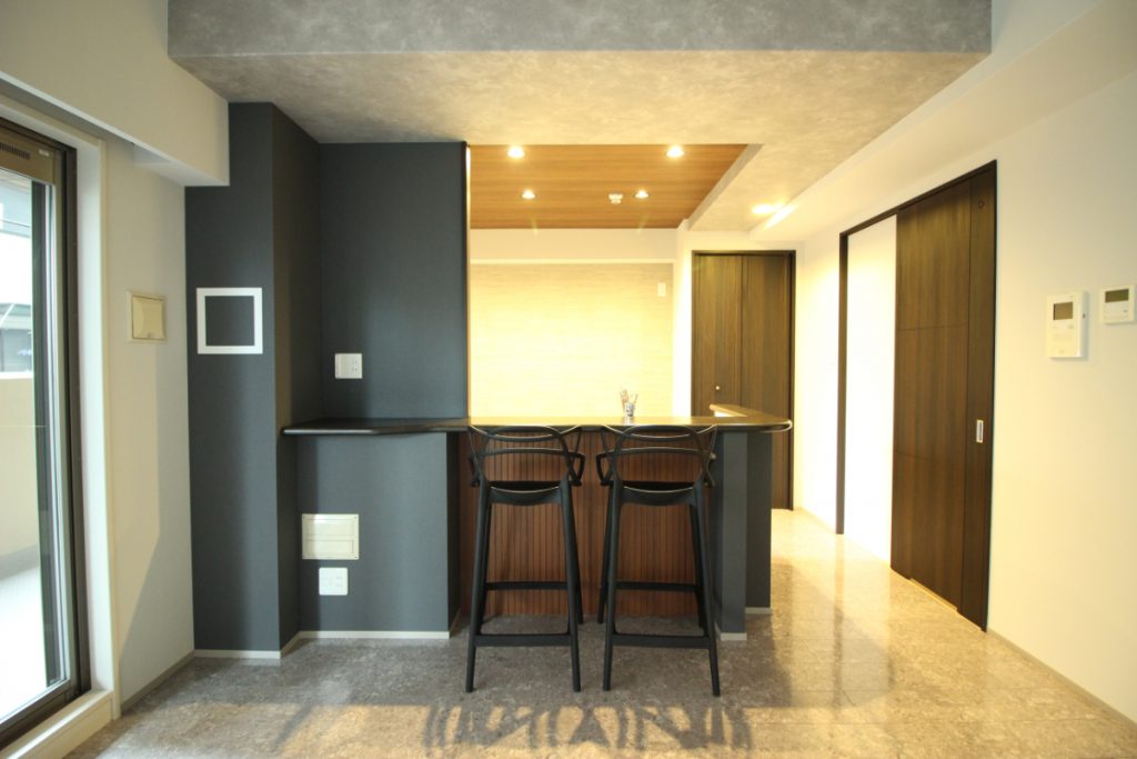 模様替えリフォームでナチュラルから男前に生まれ変わった自慢したくなる我が家　京都市伏見区